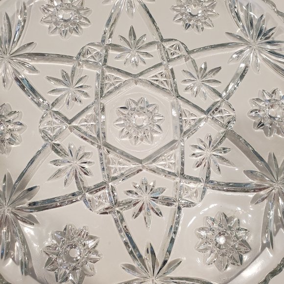 Vintage Anchor Hocking 13 in Serving Platter/ Cake Plate - Picture 2 of 4